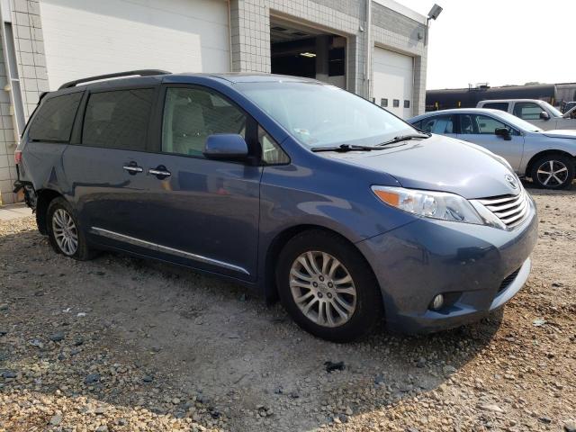 Photo 3 VIN: 5TDYK3DC2FS648545 - TOYOTA SIENNA XLE 