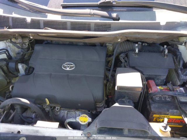 Photo 9 VIN: 5TDYK3DC2FS681836 - TOYOTA SIENNA 