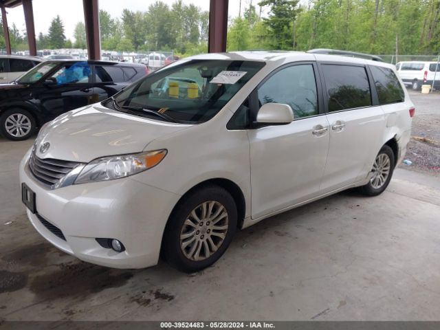 Photo 1 VIN: 5TDYK3DC2GS699660 - TOYOTA SIENNA 