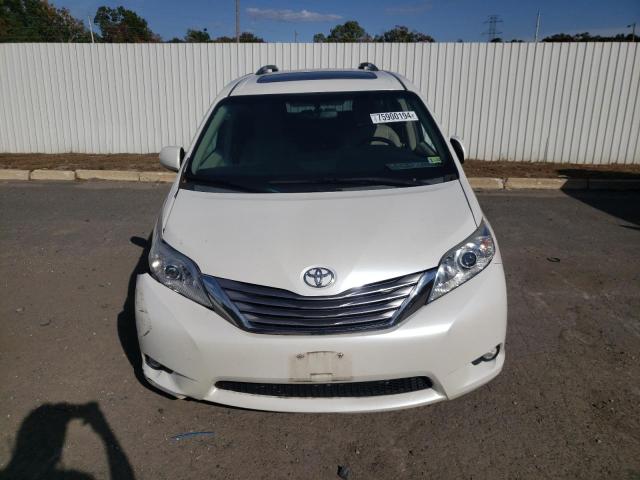 Photo 4 VIN: 5TDYK3DC2GS711225 - TOYOTA SIENNA XLE 