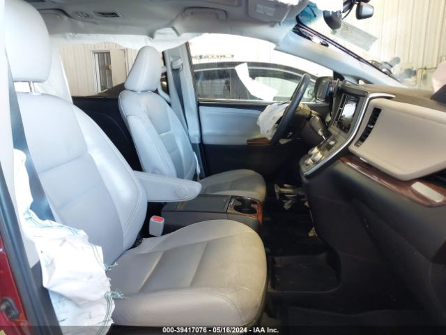 Photo 4 VIN: 5TDYK3DC2GS717929 - TOYOTA SIENNA 