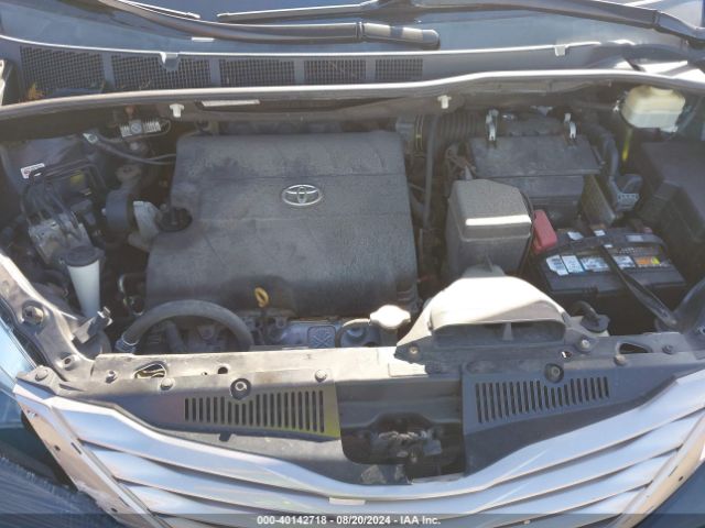 Photo 9 VIN: 5TDYK3DC2GS718157 - TOYOTA SIENNA 