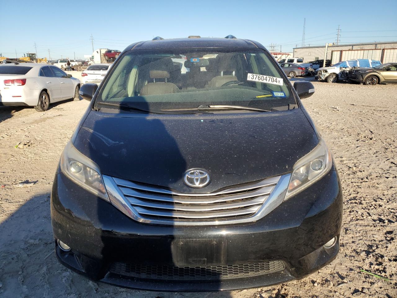 Photo 4 VIN: 5TDYK3DC2GS741308 - TOYOTA SIENNA 