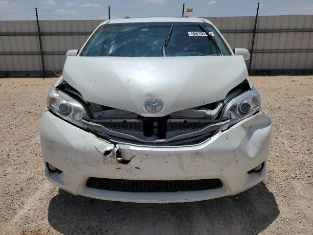 Photo 4 VIN: 5TDYK3DC2GS741373 - TOYOTA SIENNA XLE 