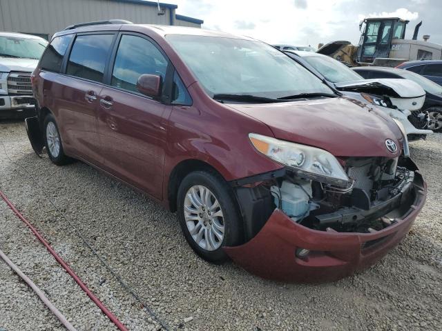 Photo 3 VIN: 5TDYK3DC2GS742328 - TOYOTA SIENNA XLE 