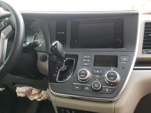 Photo 8 VIN: 5TDYK3DC2GS746007 - TOYOTA SIENNA XLE 