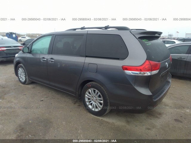 Photo 2 VIN: 5TDYK3DC3BS009990 - TOYOTA SIENNA 