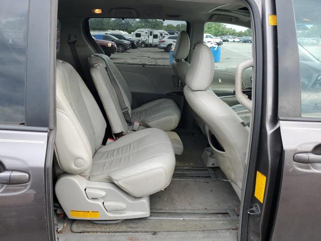 Photo 10 VIN: 5TDYK3DC3BS022884 - TOYOTA SIENNA XLE 