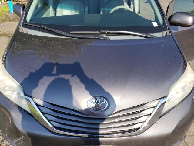 Photo 11 VIN: 5TDYK3DC3BS032587 - TOYOTA SIENNA XLE 