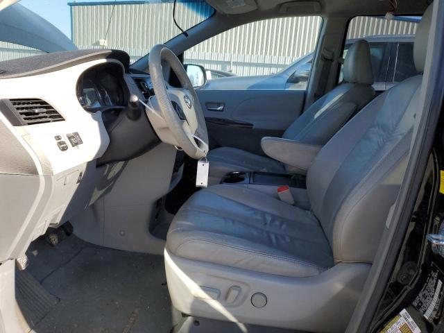 Photo 6 VIN: 5TDYK3DC3BS059966 - TOYOTA SIENNA XLE 