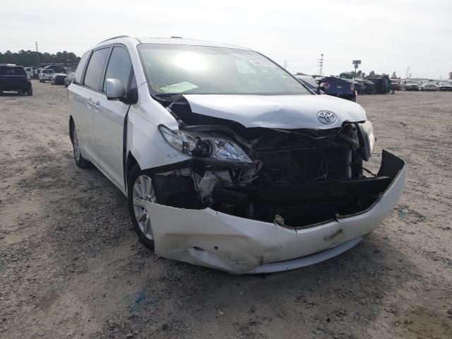 Photo 0 VIN: 5TDYK3DC3BS063466 - TOYOTA SIENNA XLE 