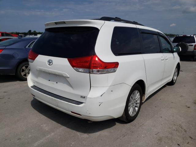 Photo 3 VIN: 5TDYK3DC3BS066951 - TOYOTA SIENNA XLE 