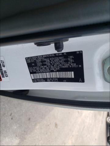 Photo 9 VIN: 5TDYK3DC3BS066951 - TOYOTA SIENNA XLE 