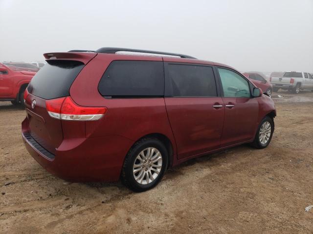 Photo 2 VIN: 5TDYK3DC3BS077478 - TOYOTA SIENNA XLE 