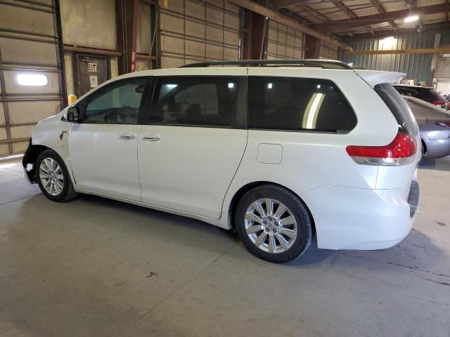 Photo 1 VIN: 5TDYK3DC3BS084589 - TOYOTA SIENNA XLE 