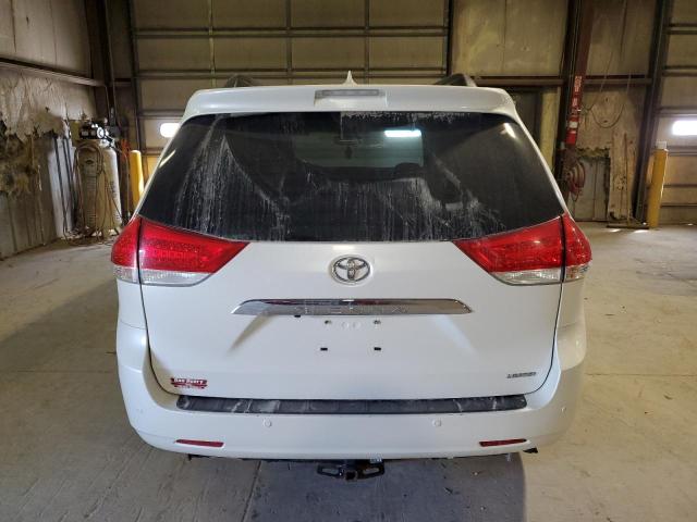 Photo 5 VIN: 5TDYK3DC3BS084589 - TOYOTA SIENNA XLE 