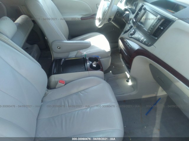 Photo 4 VIN: 5TDYK3DC3BS089078 - TOYOTA SIENNA 