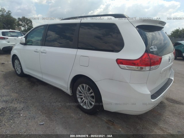 Photo 2 VIN: 5TDYK3DC3BS093907 - TOYOTA SIENNA 