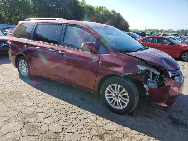 Photo 3 VIN: 5TDYK3DC3BS098413 - TOYOTA SIENNA XLE 