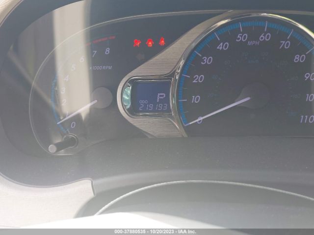 Photo 6 VIN: 5TDYK3DC3BS128137 - TOYOTA SIENNA 