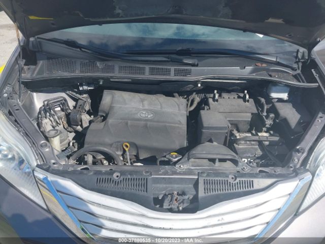 Photo 9 VIN: 5TDYK3DC3BS128137 - TOYOTA SIENNA 