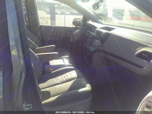 Photo 4 VIN: 5TDYK3DC3BS135086 - TOYOTA SIENNA 