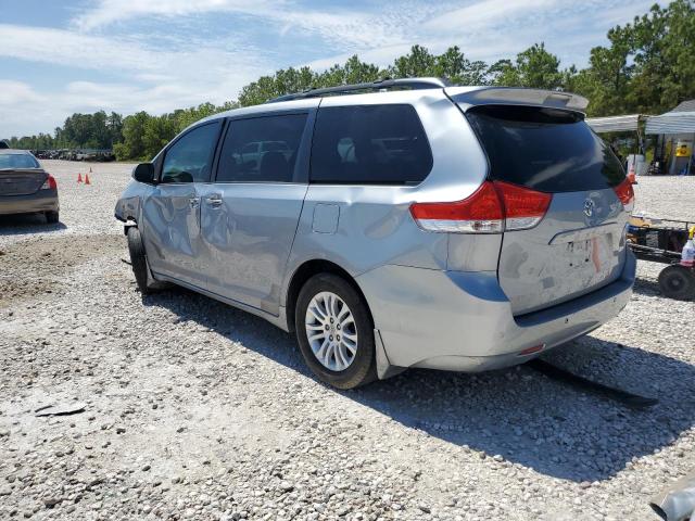 Photo 1 VIN: 5TDYK3DC3BS147190 - TOYOTA SIENNA XLE 