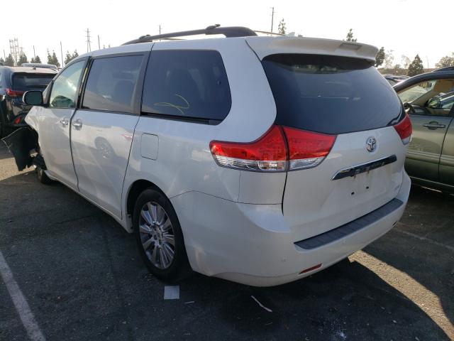 Photo 2 VIN: 5TDYK3DC3BS152776 - TOYOTA SIENNA XLE 