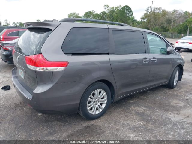 Photo 3 VIN: 5TDYK3DC3BS166452 - TOYOTA SIENNA 