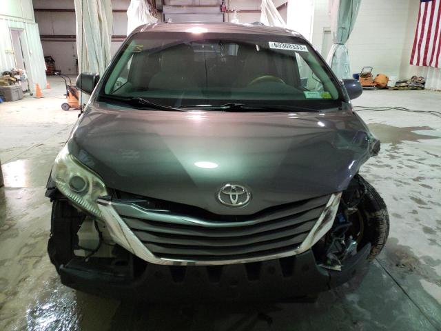 Photo 4 VIN: 5TDYK3DC3CS179011 - TOYOTA SIENNA XLE 