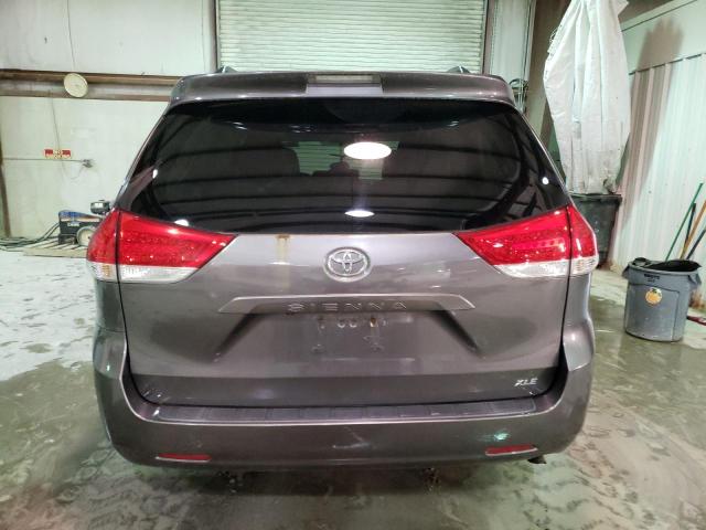 Photo 5 VIN: 5TDYK3DC3CS179011 - TOYOTA SIENNA XLE 