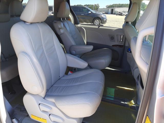 Photo 5 VIN: 5TDYK3DC3CS191109 - TOYOTA SIENNA XLE 