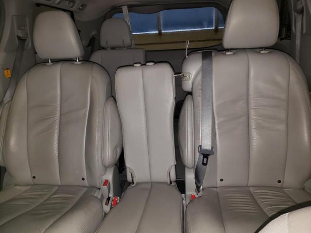 Photo 9 VIN: 5TDYK3DC3CS194415 - TOYOTA SIENNA XLE 