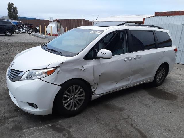 Photo 0 VIN: 5TDYK3DC3CS215537 - TOYOTA SIENNA XLE 