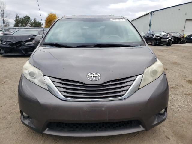 Photo 4 VIN: 5TDYK3DC3CS221628 - TOYOTA SIENNA XLE 