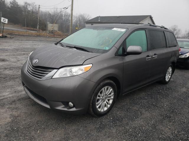 Photo 1 VIN: 5TDYK3DC3CS225064 - TOYOTA SIENNA XLE 