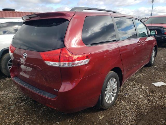 Photo 2 VIN: 5TDYK3DC3CS253074 - TOYOTA SIENNA XLE 