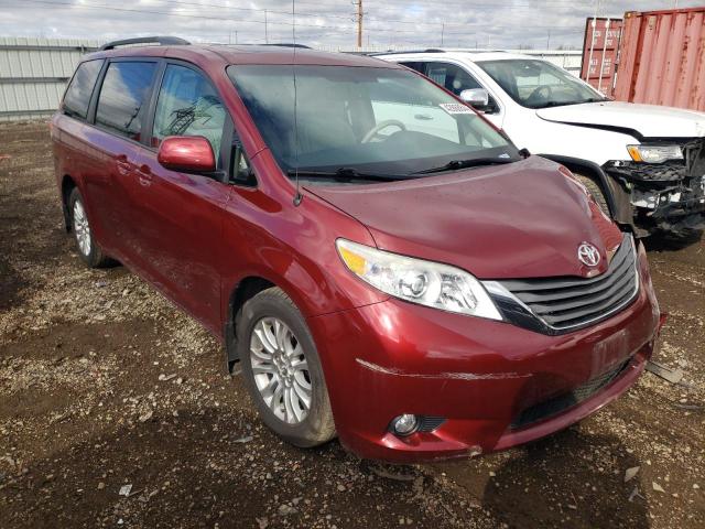 Photo 3 VIN: 5TDYK3DC3CS253074 - TOYOTA SIENNA XLE 