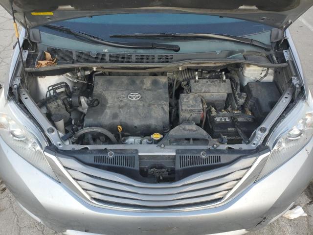 Photo 11 VIN: 5TDYK3DC3CS262342 - TOYOTA SIENNA XLE 