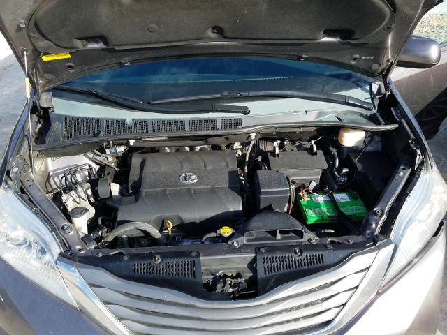 Photo 6 VIN: 5TDYK3DC3CS278167 - TOYOTA SIENNA XLE 