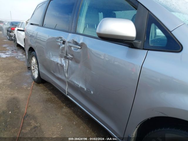 Photo 5 VIN: 5TDYK3DC3DS287825 - TOYOTA SIENNA 