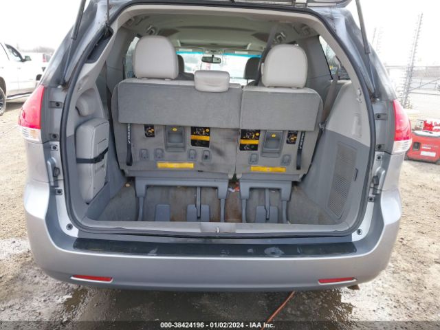 Photo 7 VIN: 5TDYK3DC3DS287825 - TOYOTA SIENNA 