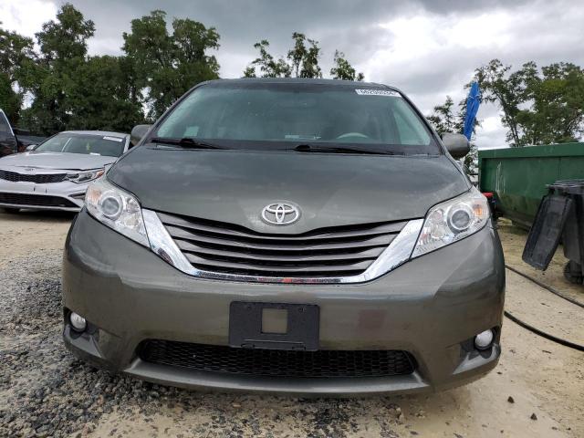 Photo 4 VIN: 5TDYK3DC3DS334481 - TOYOTA SIENNA XLE 