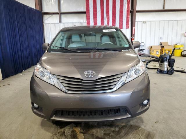 Photo 4 VIN: 5TDYK3DC3DS345822 - TOYOTA SIENNA XLE 