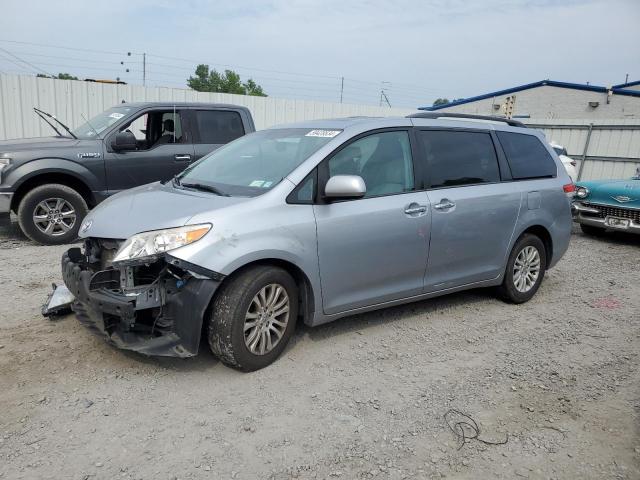 Photo 0 VIN: 5TDYK3DC3DS362149 - TOYOTA SIENNA XLE 