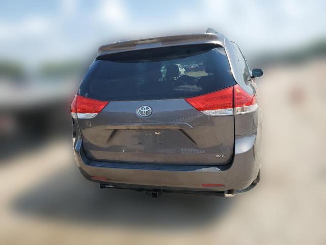 Photo 5 VIN: 5TDYK3DC3DS367481 - TOYOTA SIENNA XLE 