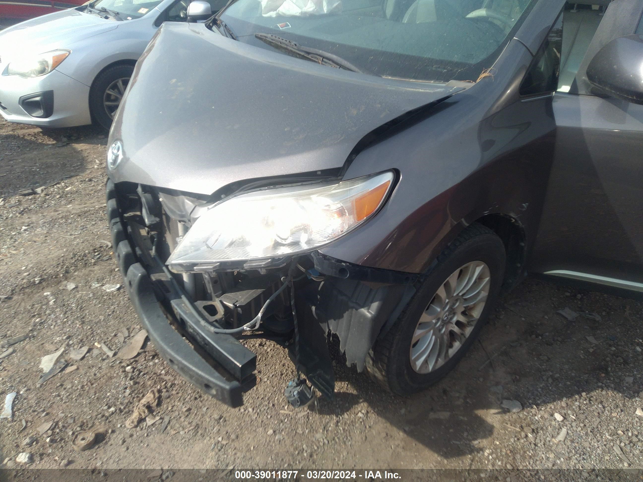 Photo 17 VIN: 5TDYK3DC3DS371112 - TOYOTA SIENNA 