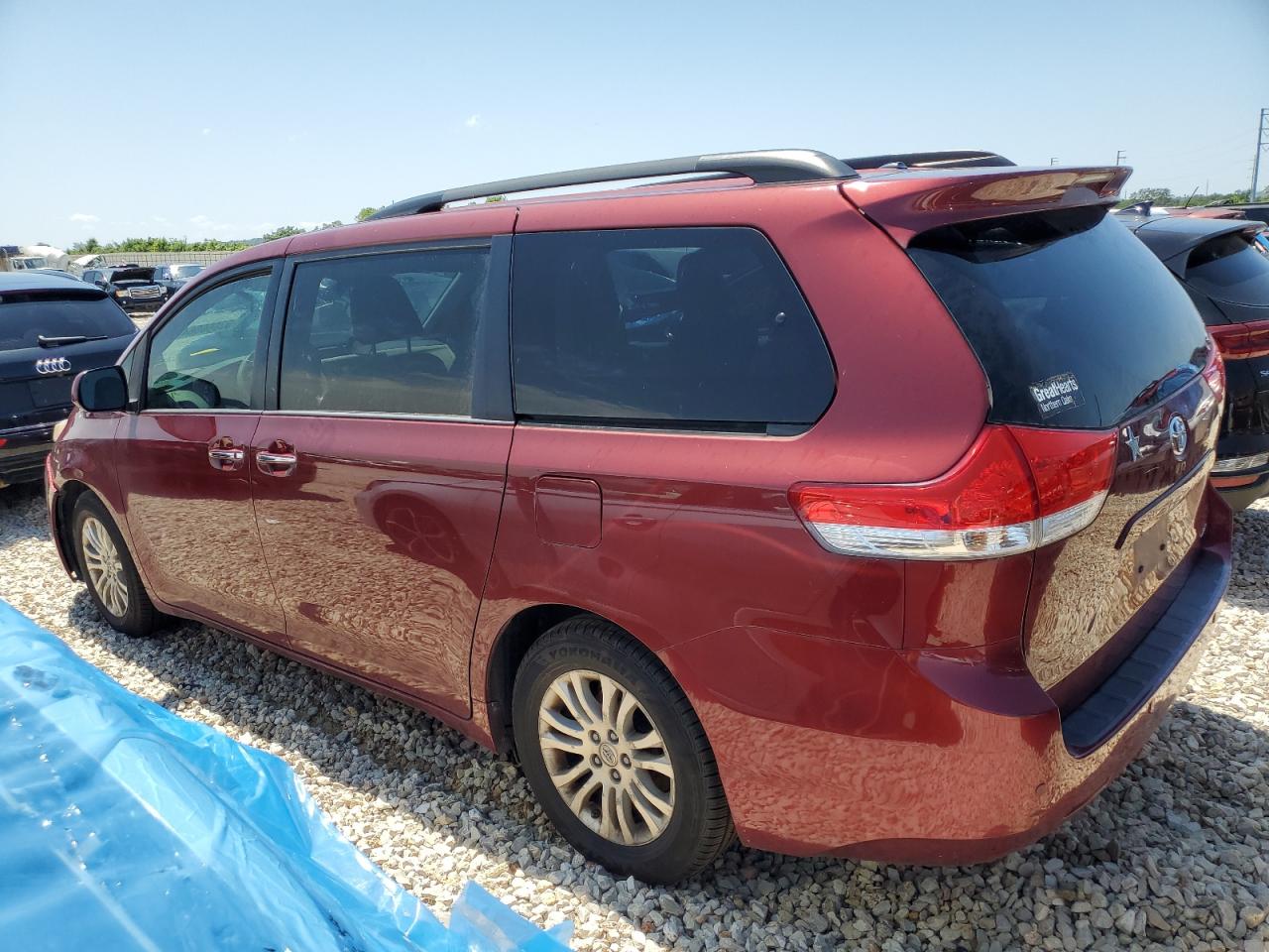 Photo 1 VIN: 5TDYK3DC3DS383289 - TOYOTA SIENNA 