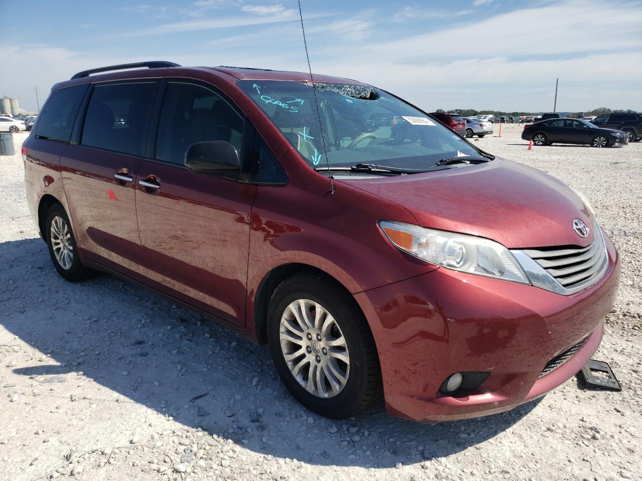 Photo 3 VIN: 5TDYK3DC3DS383289 - TOYOTA SIENNA 