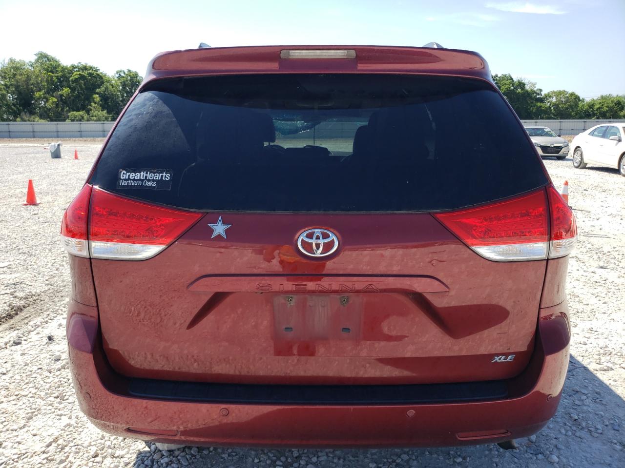 Photo 5 VIN: 5TDYK3DC3DS383289 - TOYOTA SIENNA 